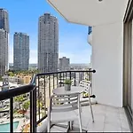 Sea View Hotel Room Heart Of Surfers Paradise
