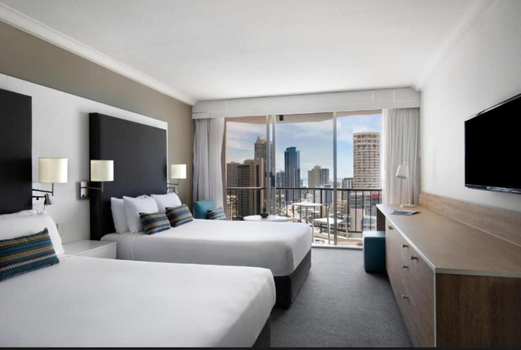 Sea View Heart Of Surfers Paradise