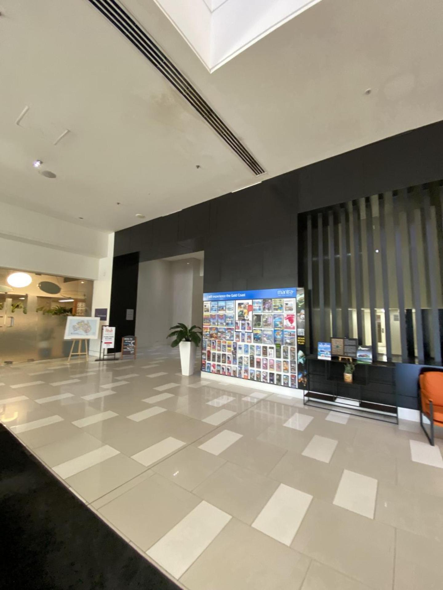 Sea View Heart Of Surfers Paradise Hotel 4*